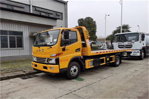 广渠门内车辆公路救援